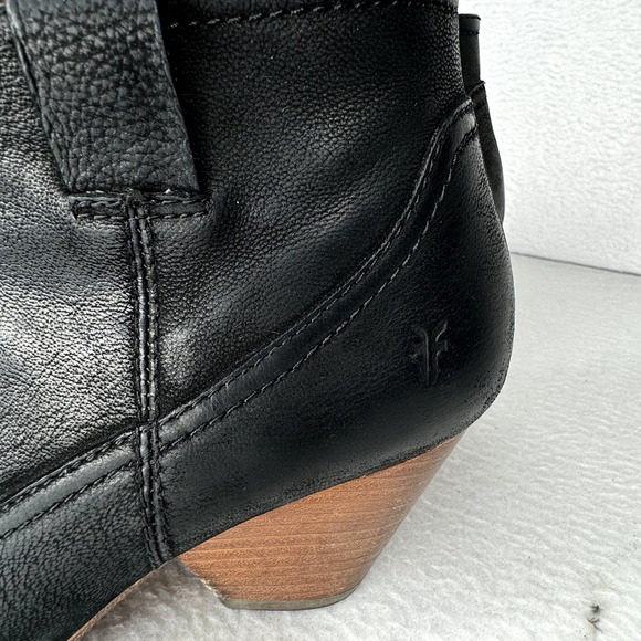 Frye Reina Black Leather Pointed Toe Side Zip Western Ankle Bootie Wmns Sz 6.5 M - Picture 5 of 16